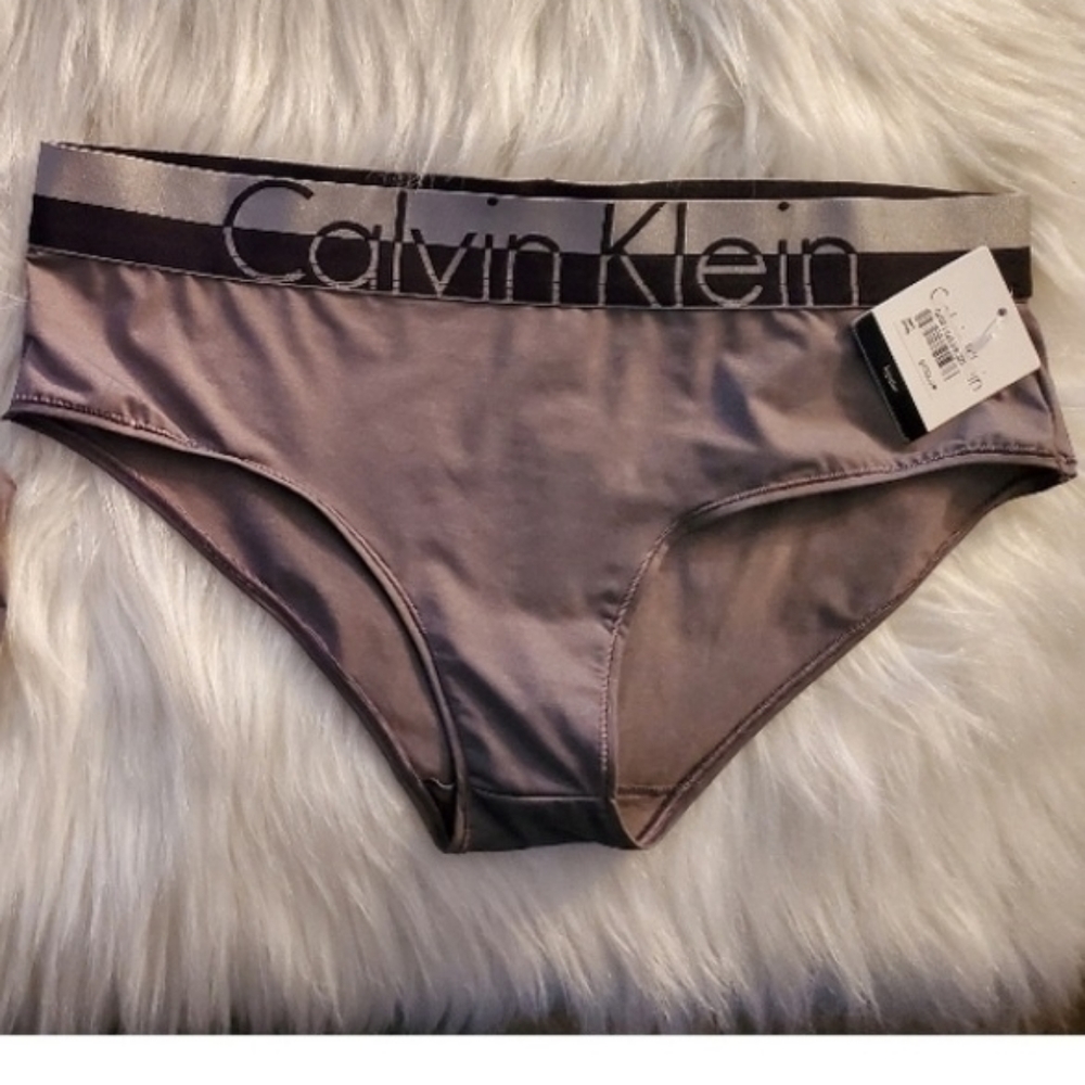 🆕️ Calvin Klein gray Size Med underwear